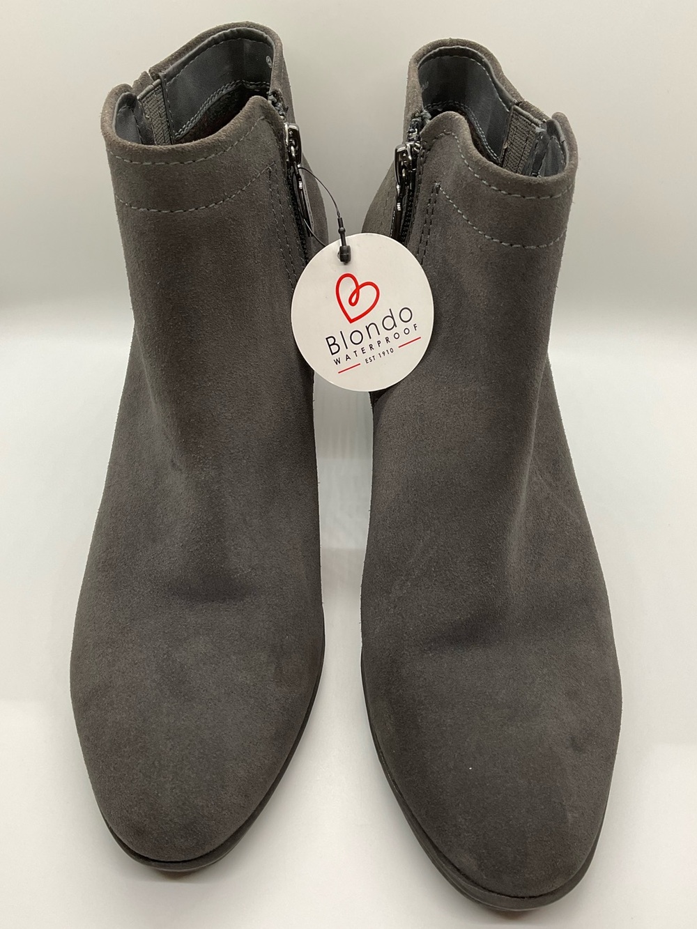 BLONDO “VALLI” Charcoal Suede Waterproof Ankle Booties New Women’s size 8